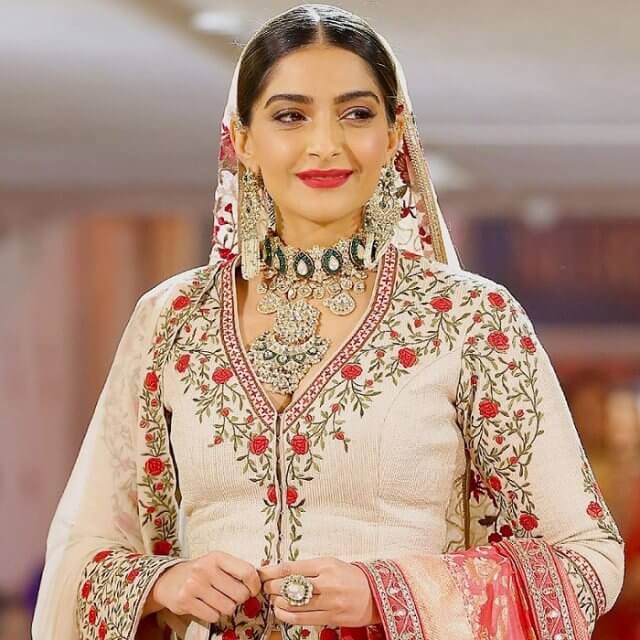 neeru's indian ethnic