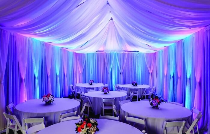 Tent-style-blue-hues-fabric-draping-wedding-decor-ideas