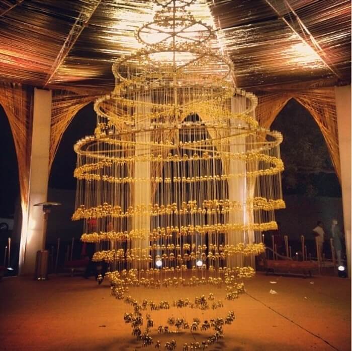 Kalire-style-chandelier-wedding-decor-ideas