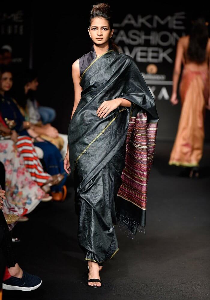 gunjan-jain-at-lakme-fashion-week-winter