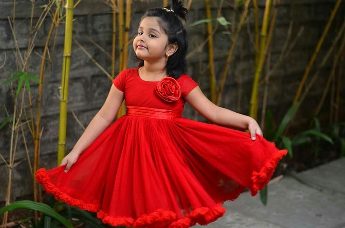 indian-girl-in-red-dress