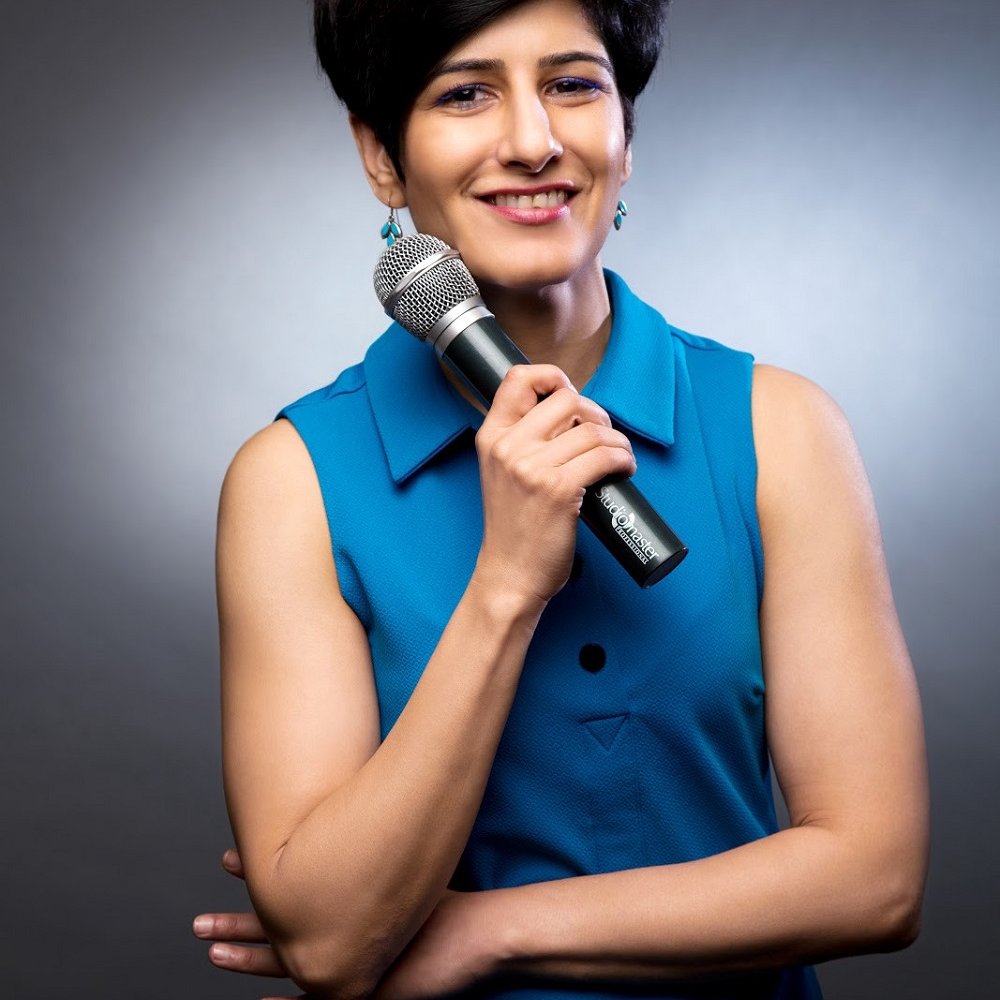 Neeti Palta- A Thoughtful Comedian Of The Decade Who Has Lot To Serve Along With Humour