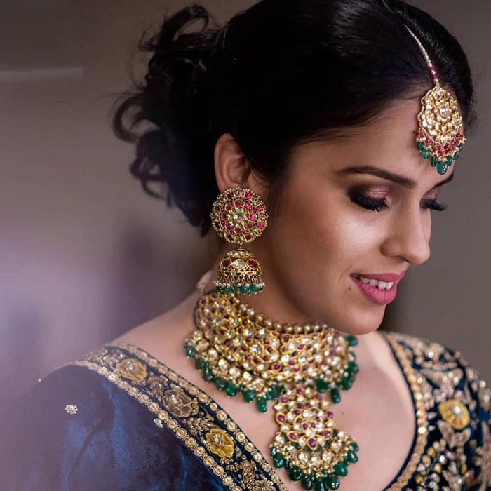 saina-nehwal-in-sabysachi-jewellery