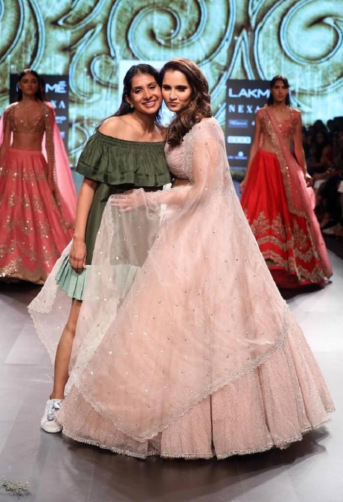 sania-mirza-lakme-fashion-week