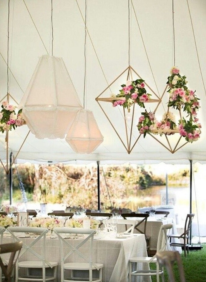wedding-decor-ideas-with-chandelier-flowers-&-lights-verbena-3