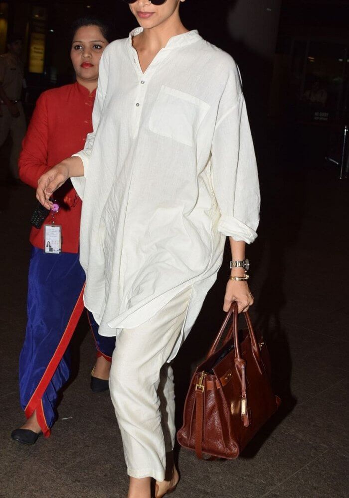 Airport-look-deepika-padukone-structured-bag