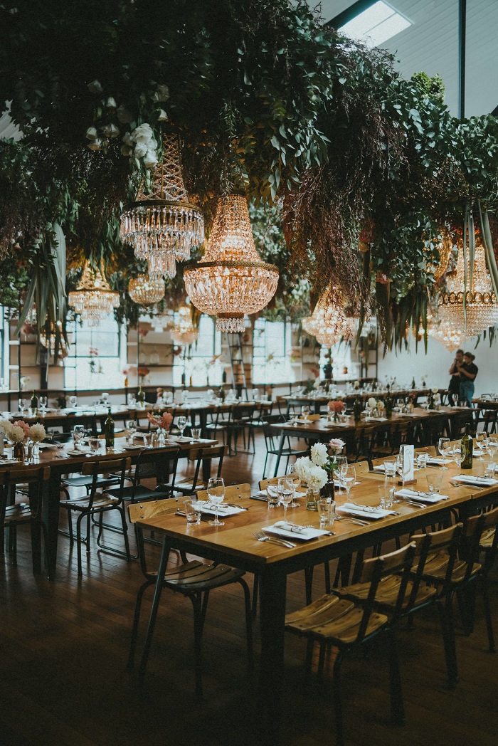 wedding-decor-ideas-with-chandelier-flowers-&-lights-verbena-5